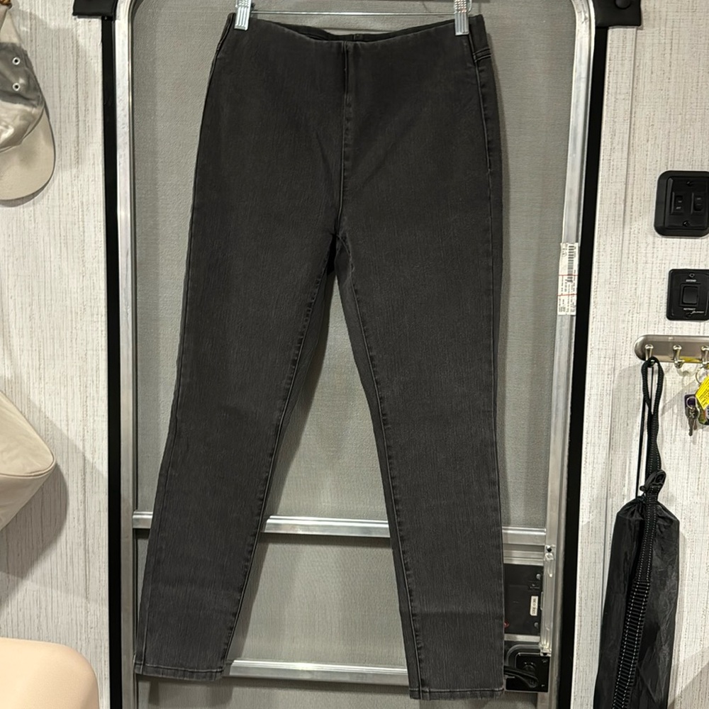 Soft Surroundings Jegging NWOT